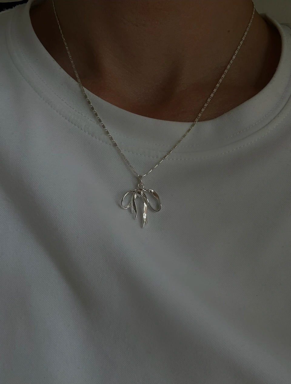 Ribbon Necklace