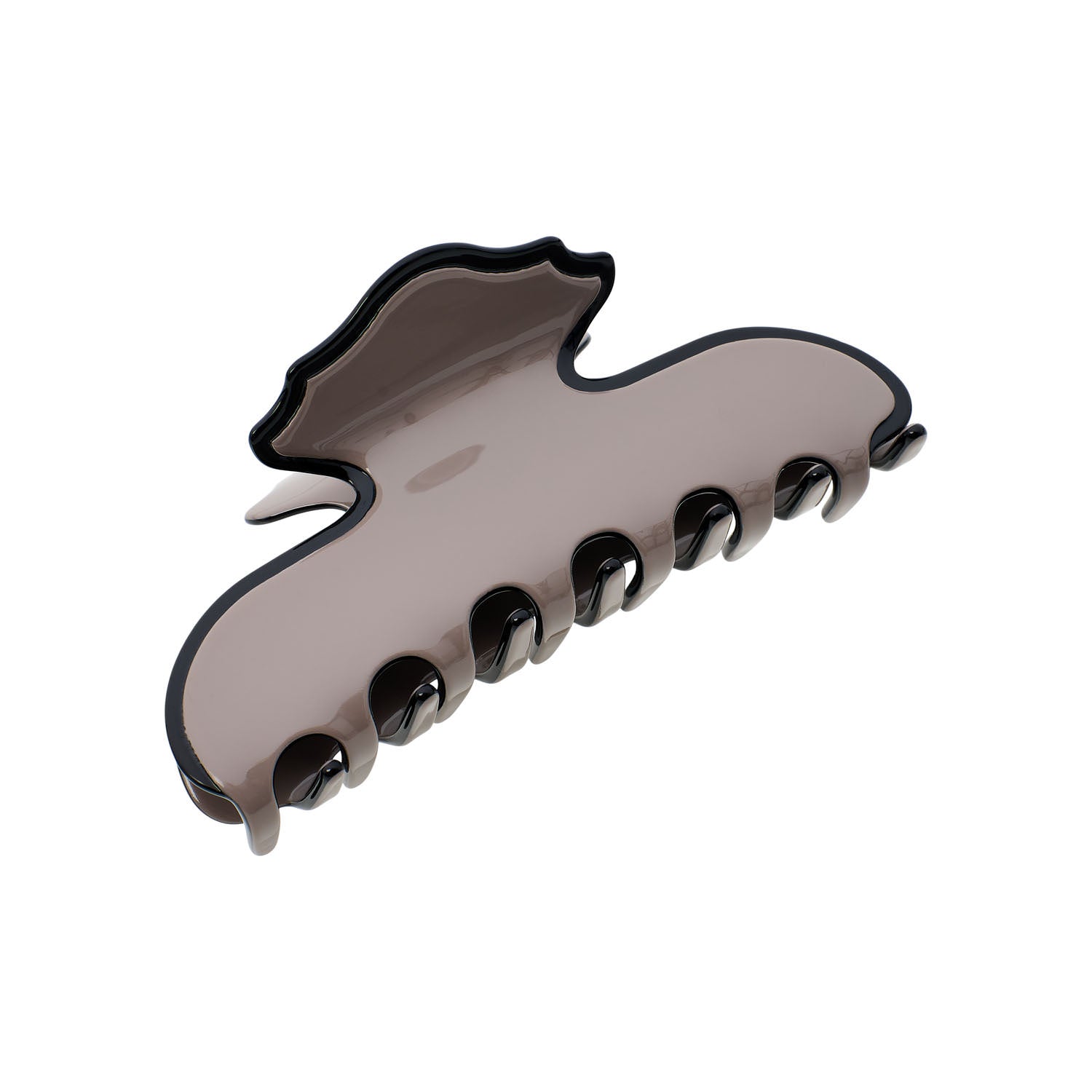 Leonora Claw