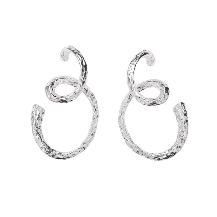 Curl Beat Studs