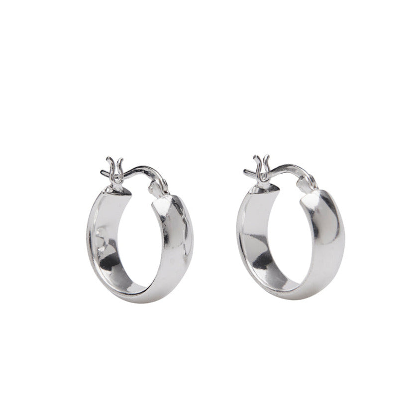 Shira Hoops