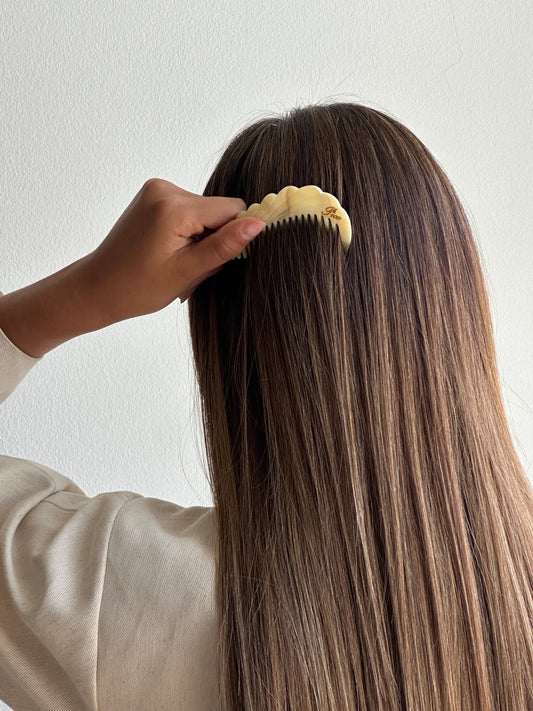 Small Thea Comb
