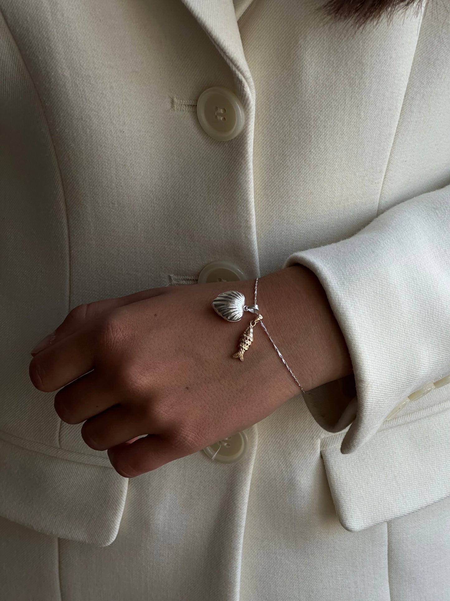 Amara Poisson Charm