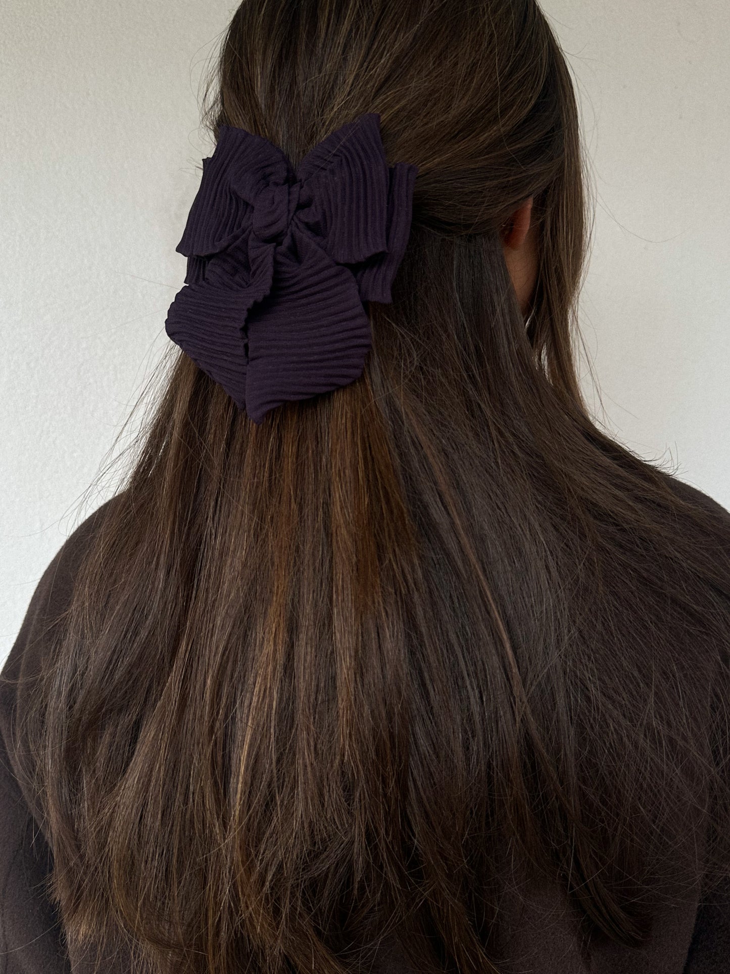Jada Grande Bow