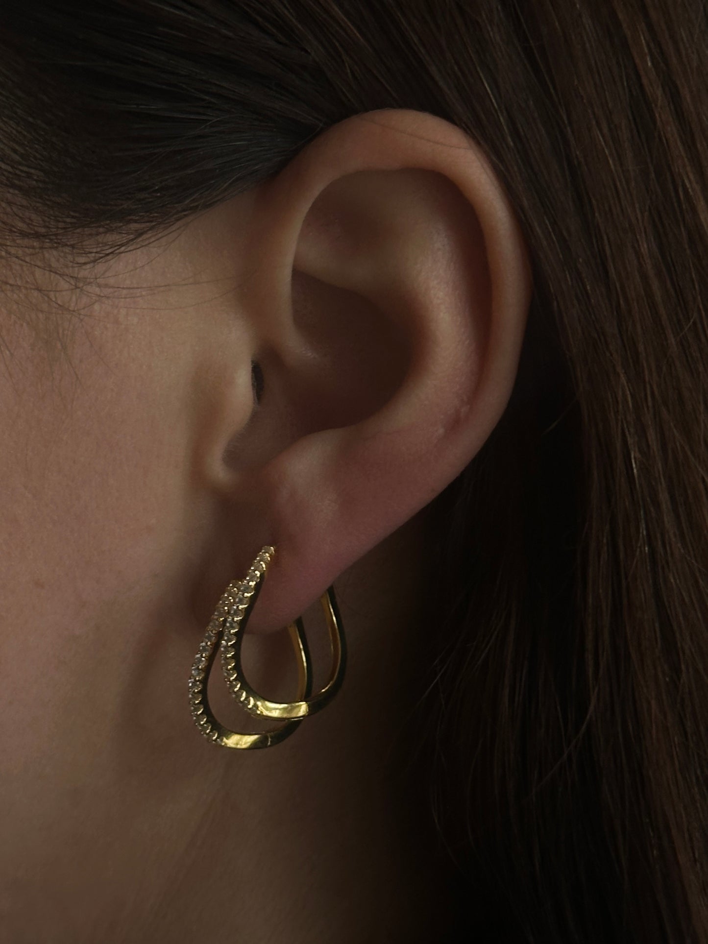 Amelia Petit Crystal Hoops