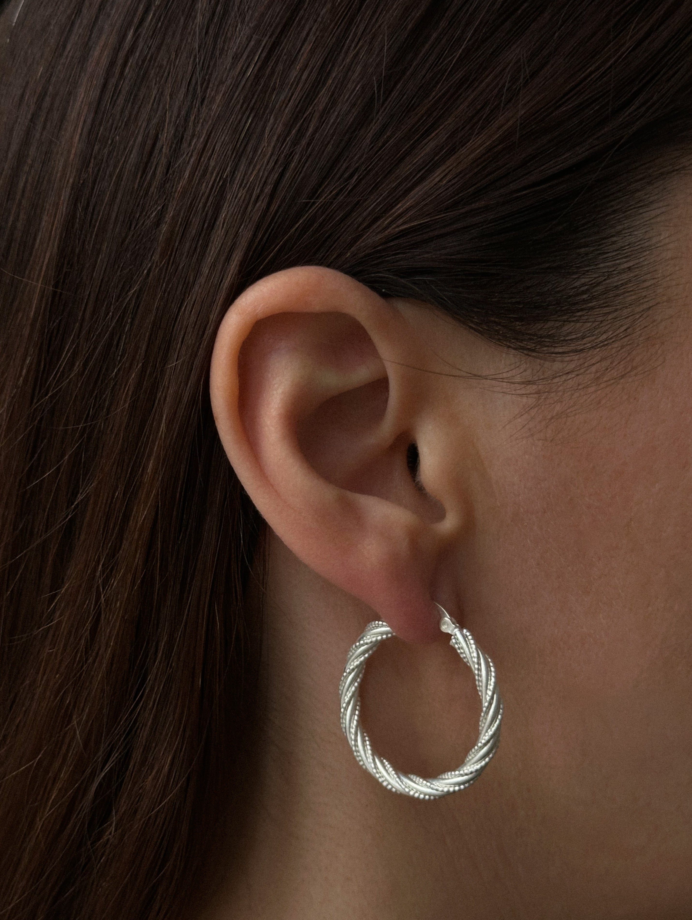 Medium Alena Hoops