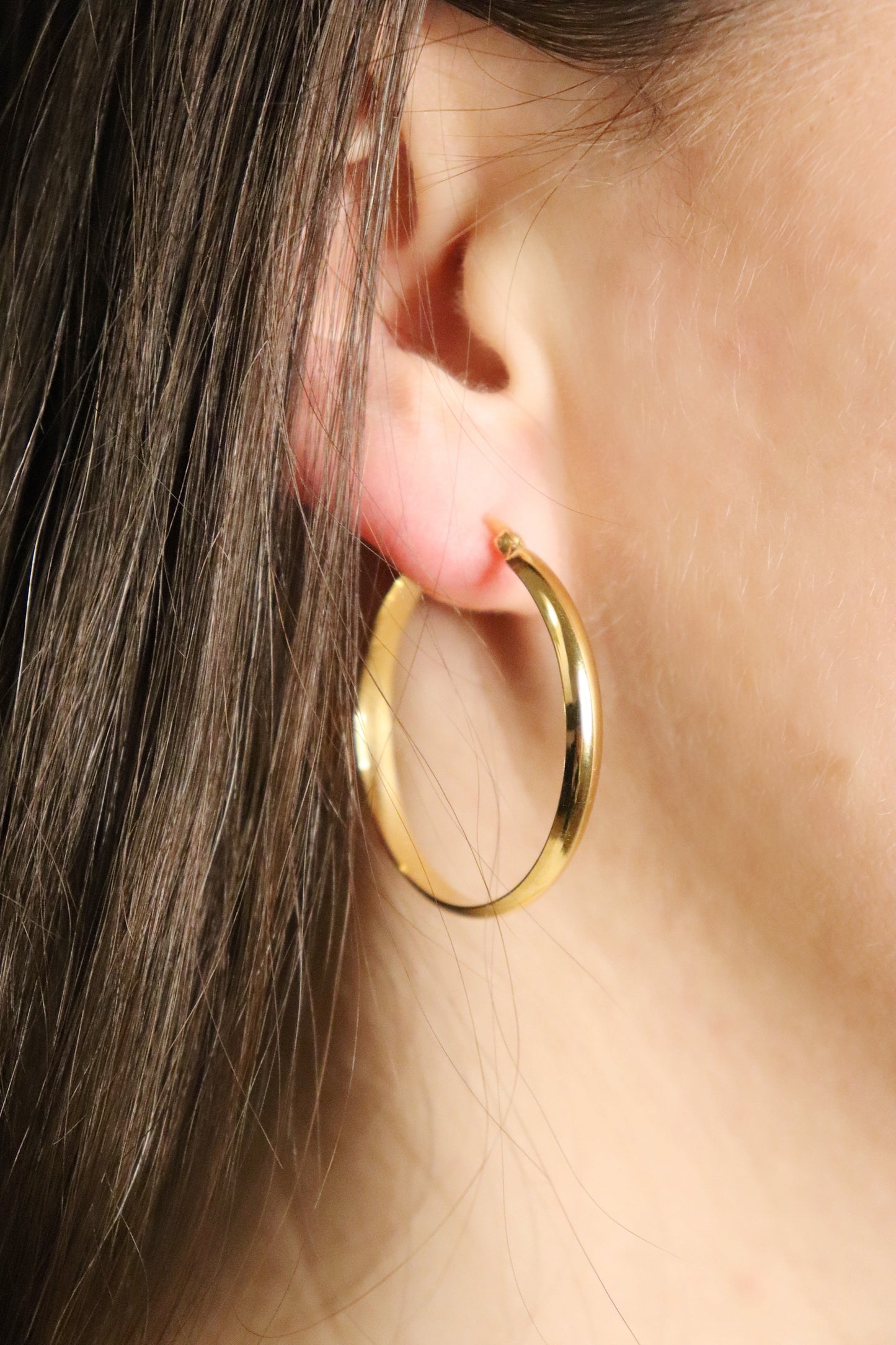 Conny Hoops