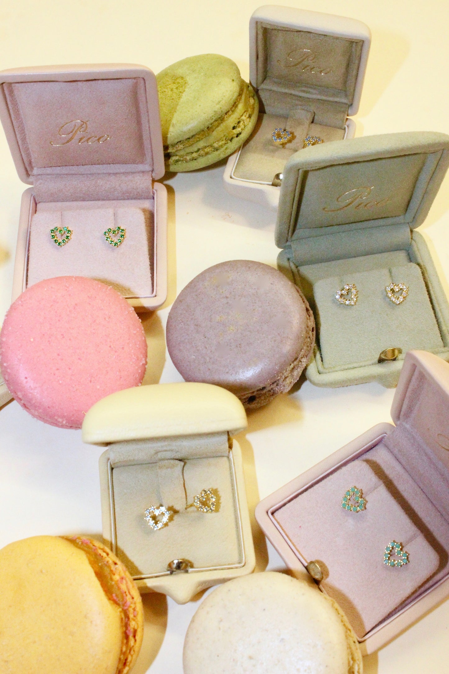Cæur Crystal Studs