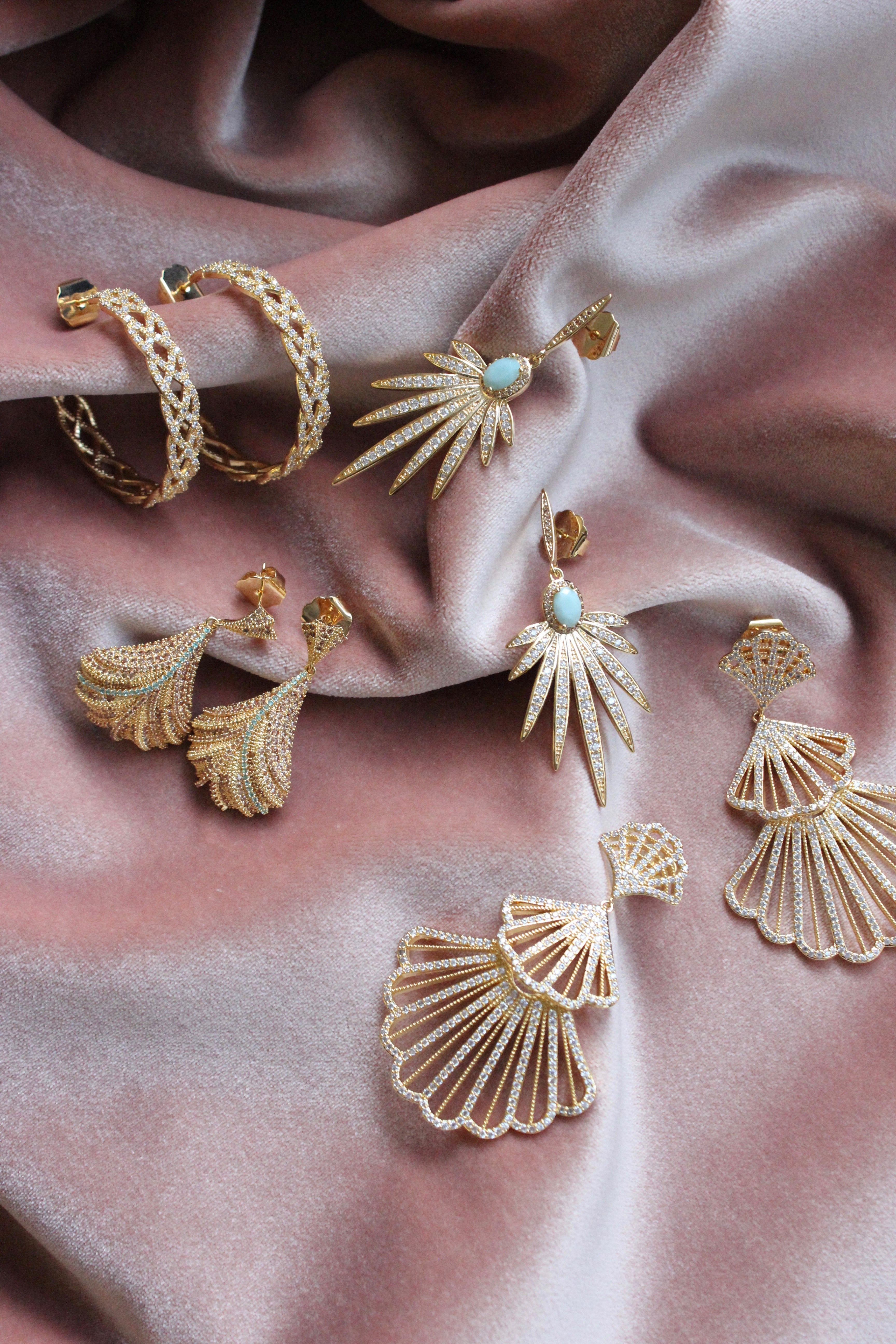 Linda Crystal Studs