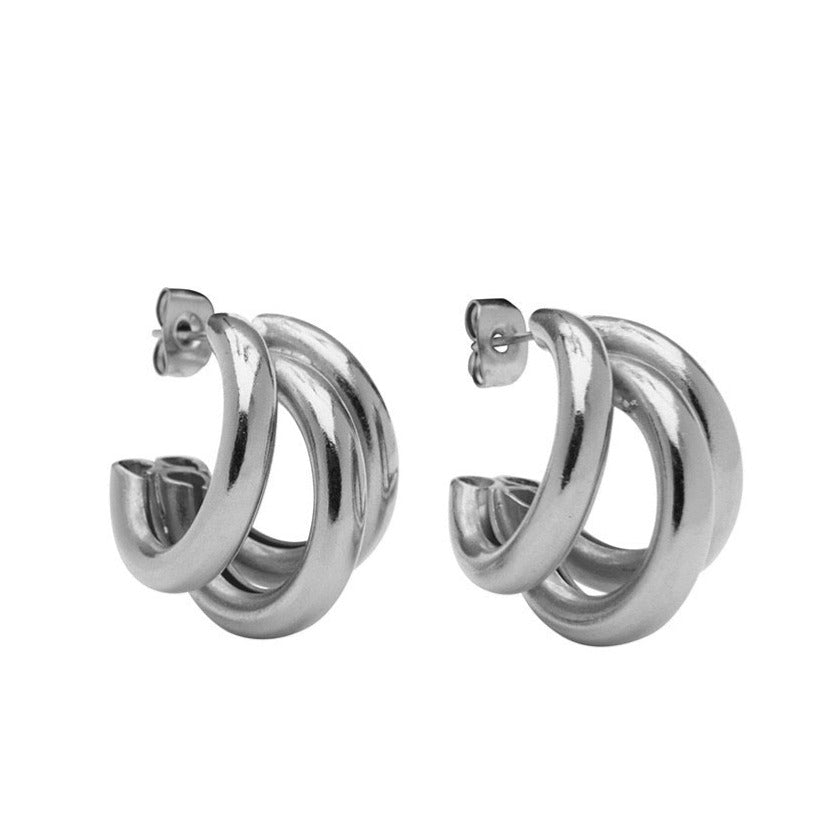 Mai Petit Studs