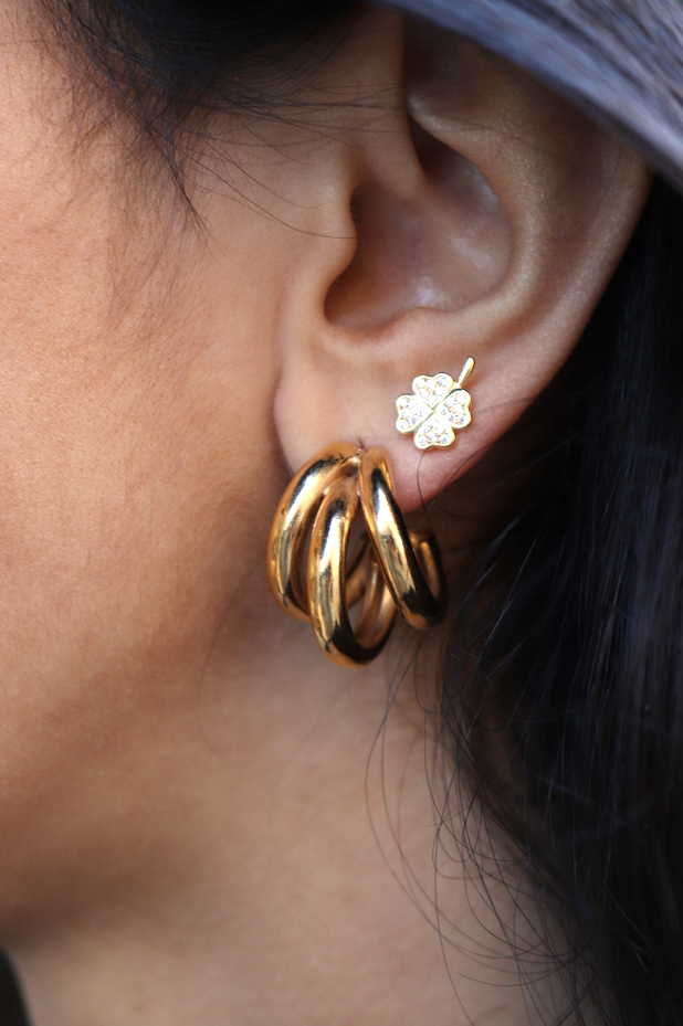 Mai Petit Studs