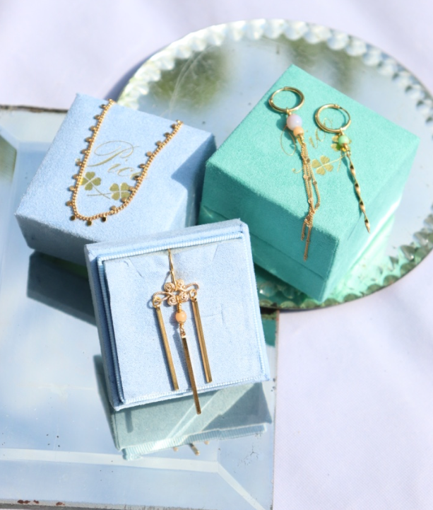 Arya Earring