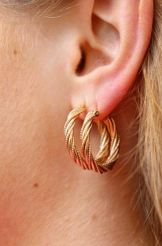Petit Alena Hoops