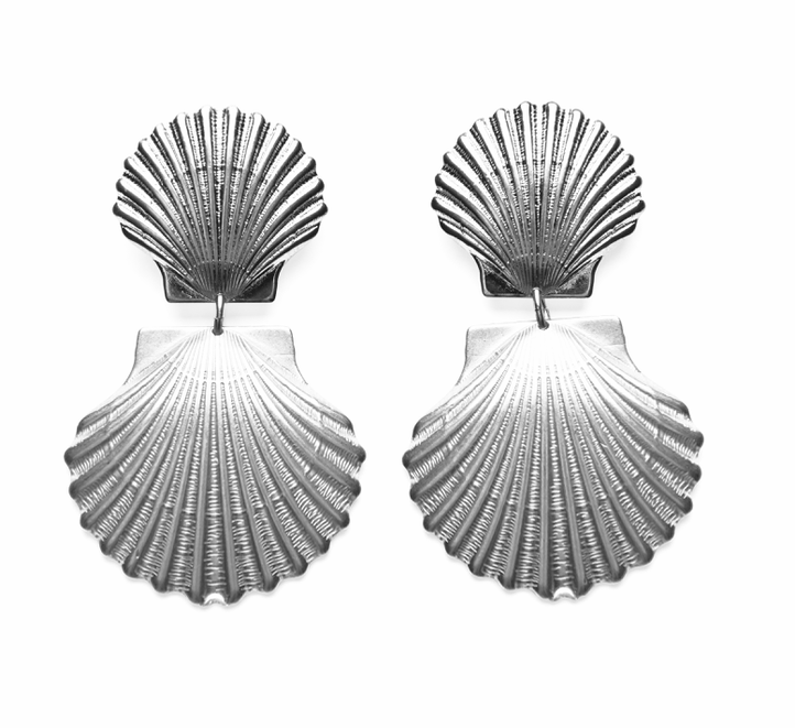 Double Shelly Studs