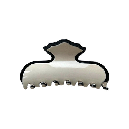 Small Leonora Claw