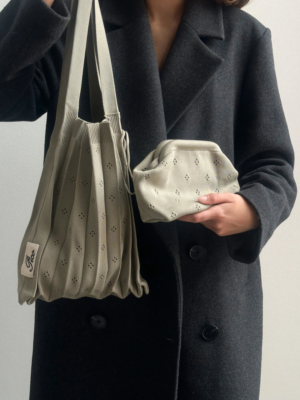 Small Fleur Clutch