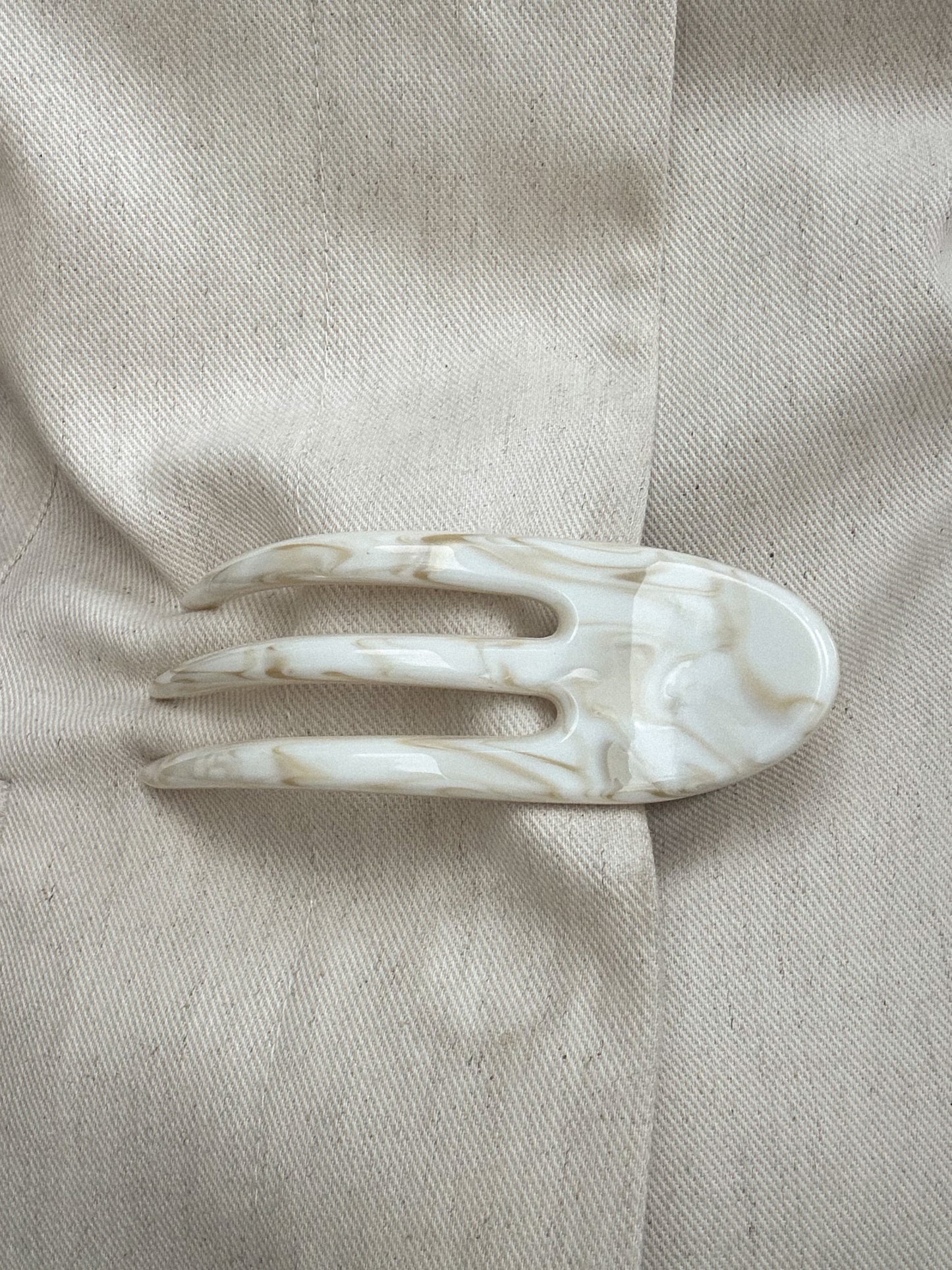 Julie Flat Claw