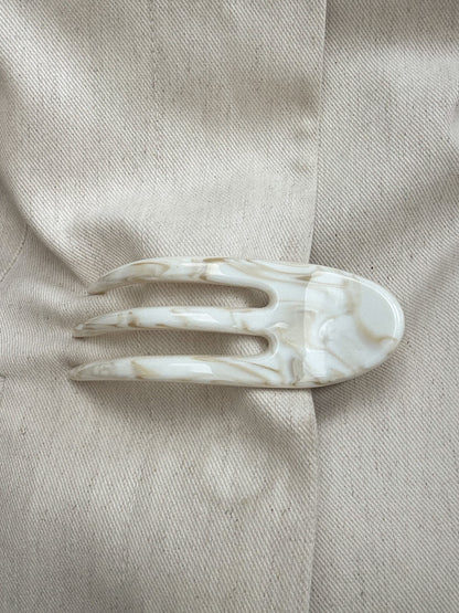 Julie Flat Claw