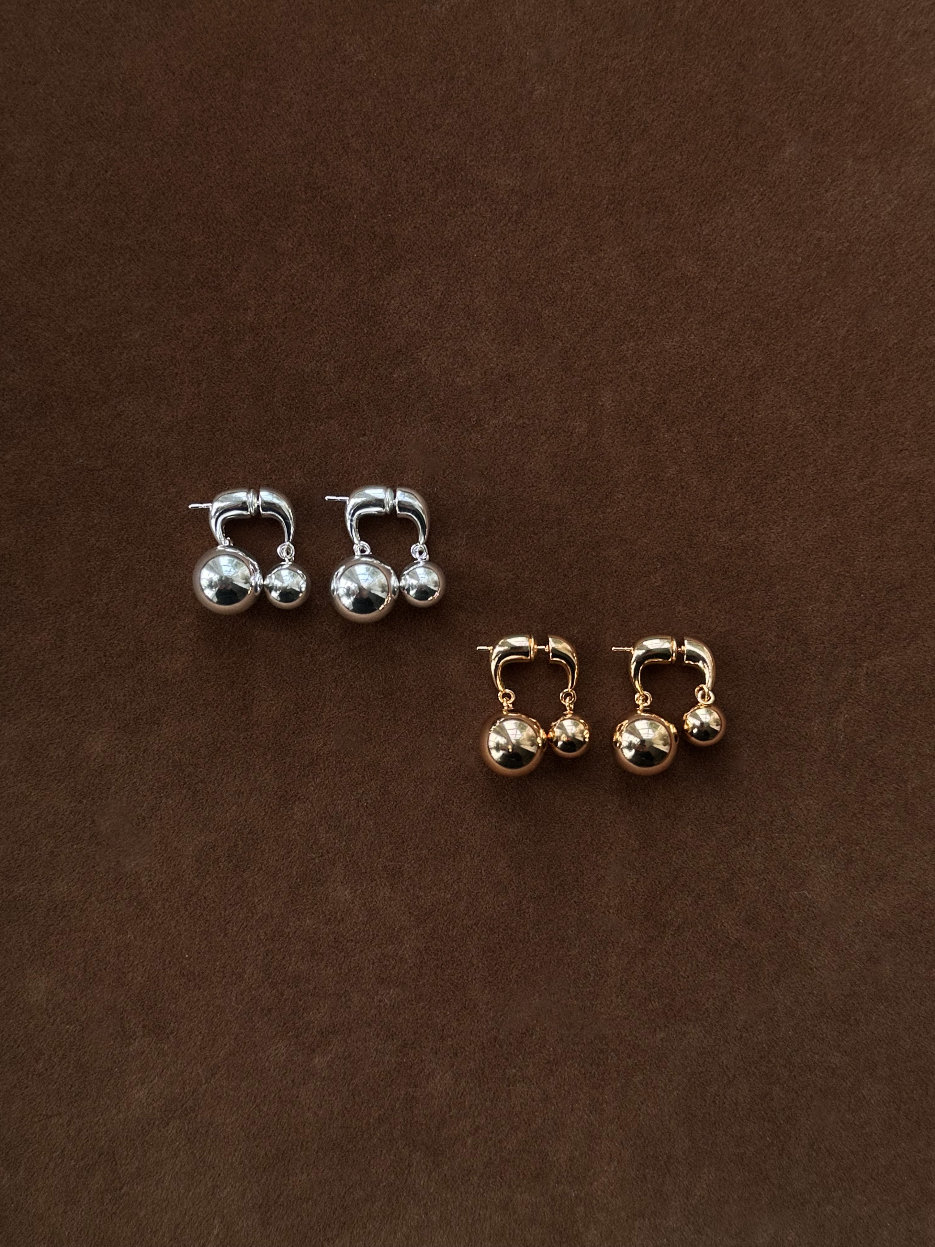 Cassio Studs