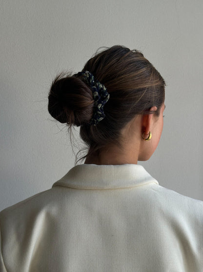Flower Scrunchie