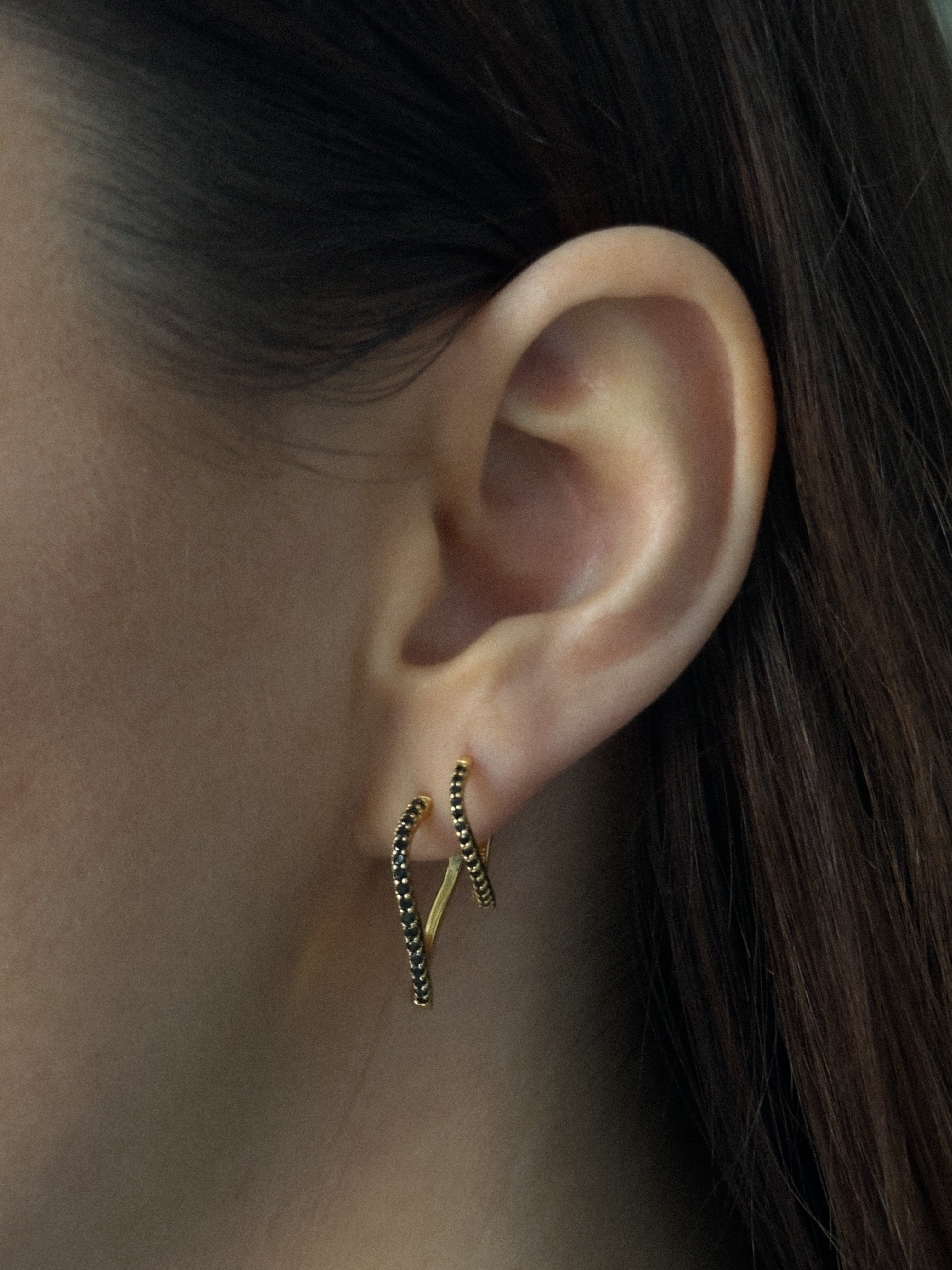 Amelia Petit Crystal Hoops