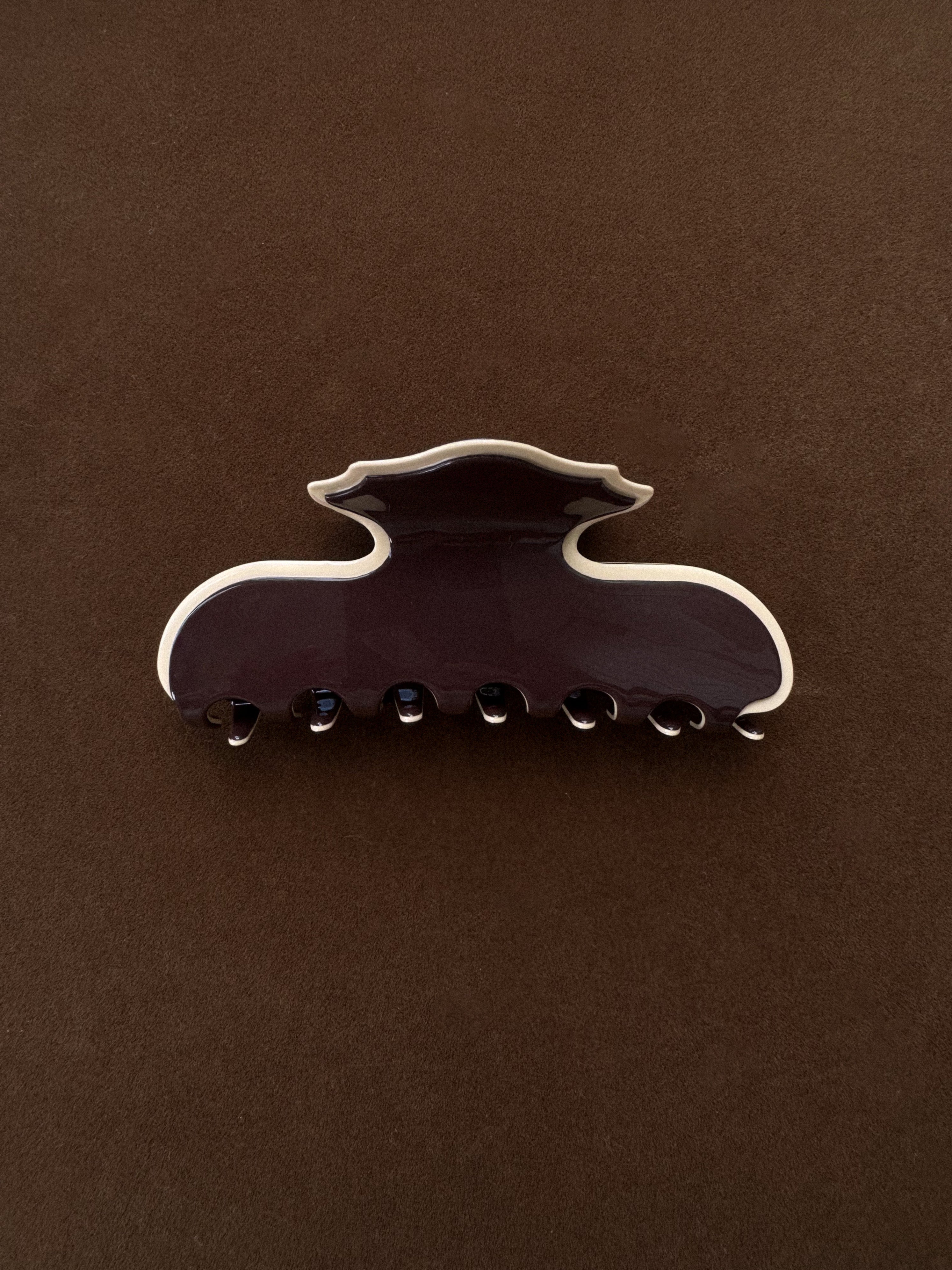 Leonora Claw