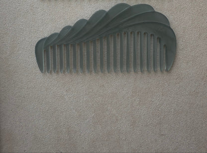 Thea Comb