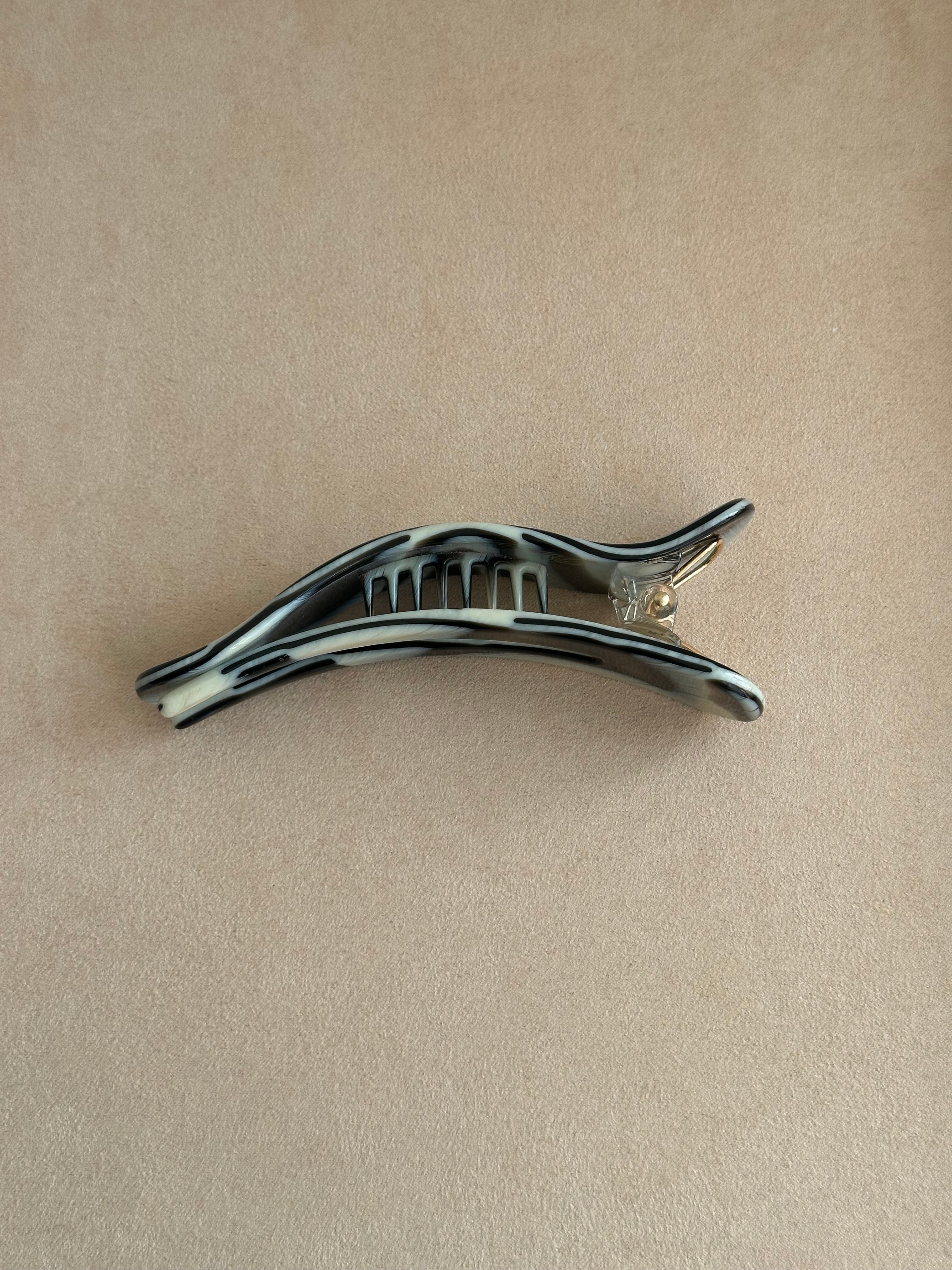 June Flat Claw