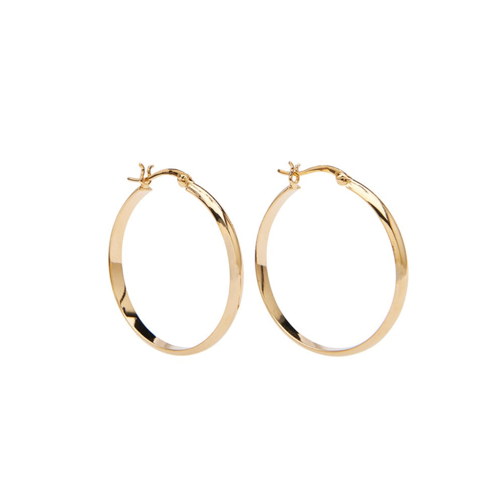 Conny Hoops